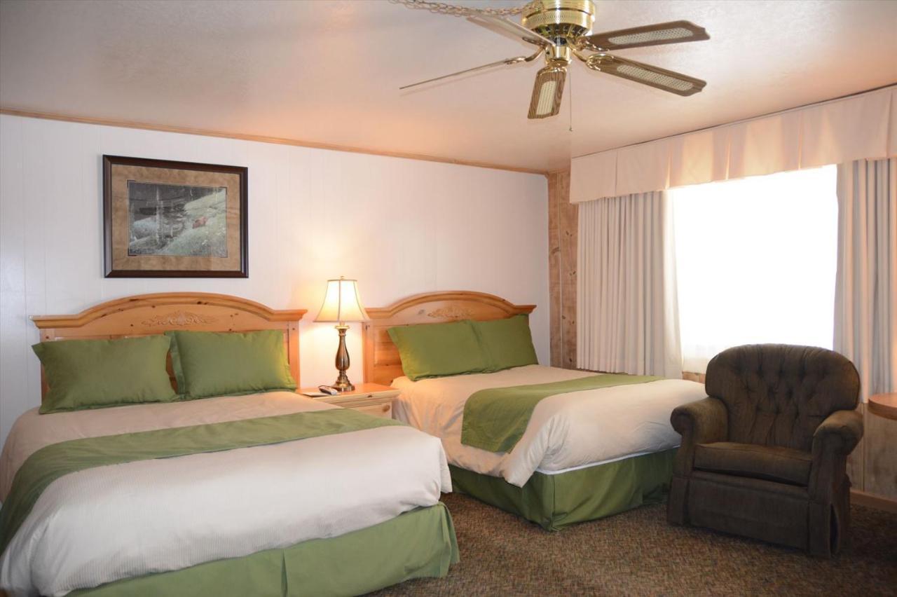 June Lake Motel Kültér fotó
