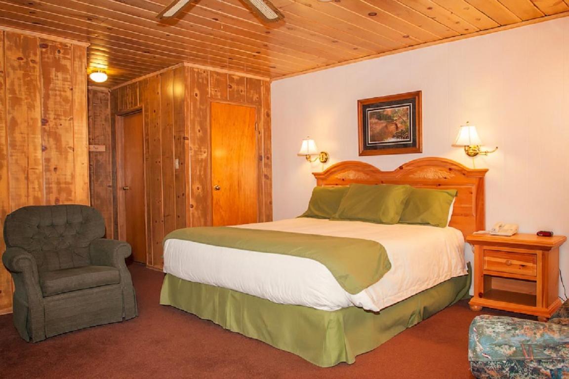 June Lake Motel Kültér fotó